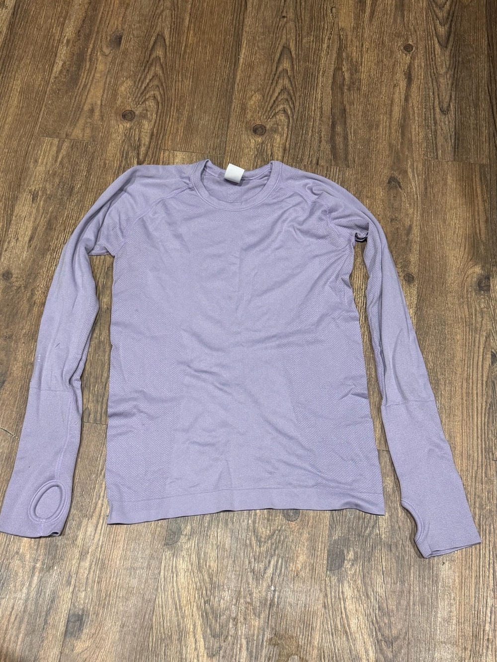 TKEQ the shop equestrian athletic shop Small/medium lilac shirt